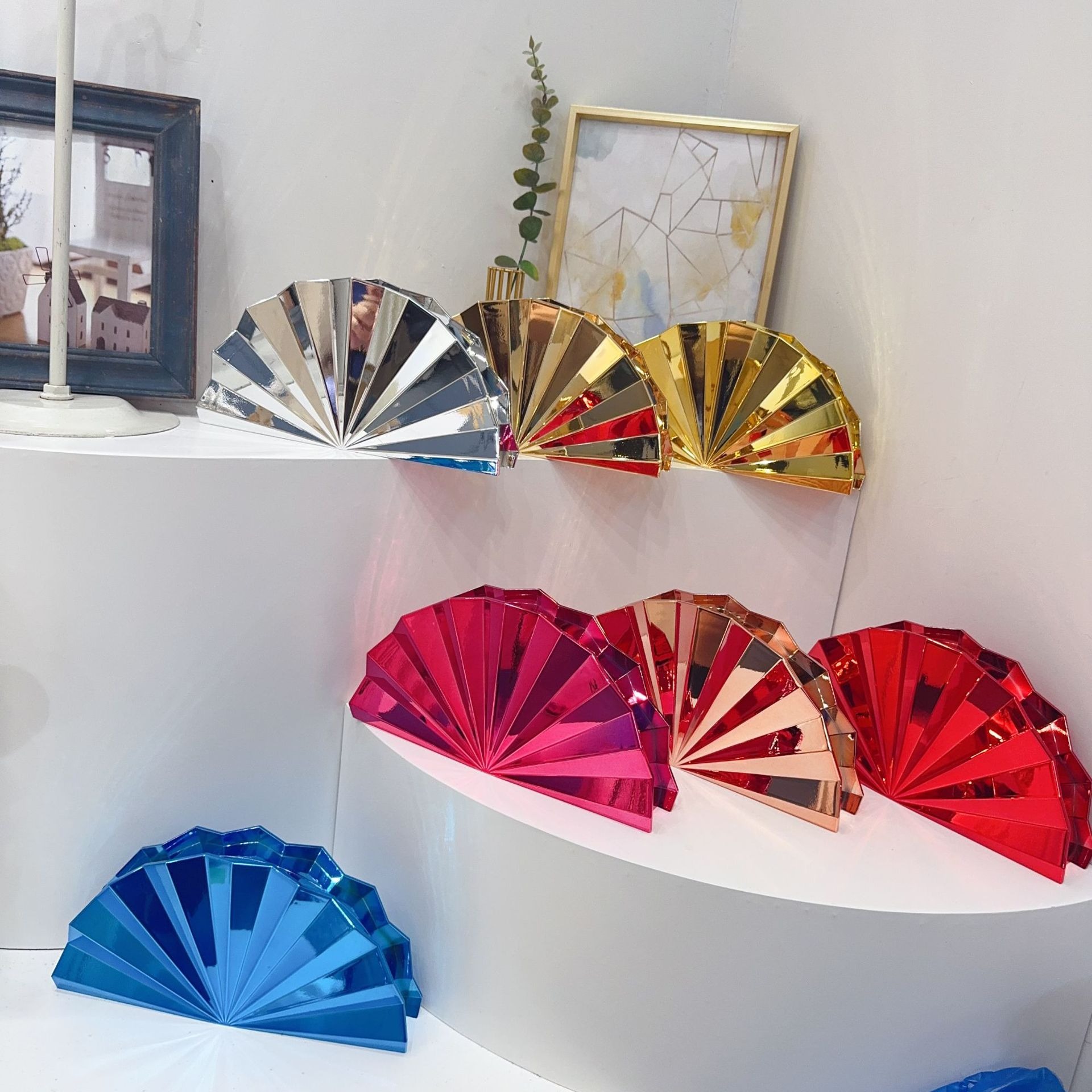 Borsa creativa in oro a forma  - Women Handheld Bags recensione e prezzo